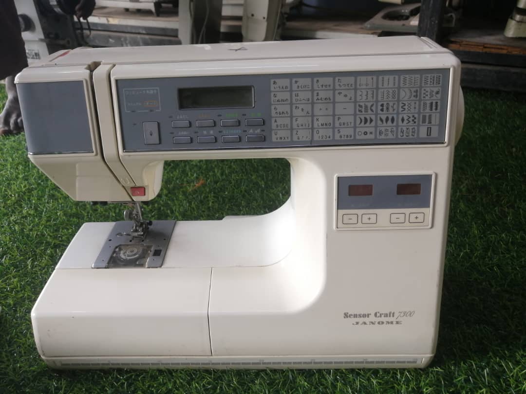 Janome Sensor Craft 7300 sewing machine